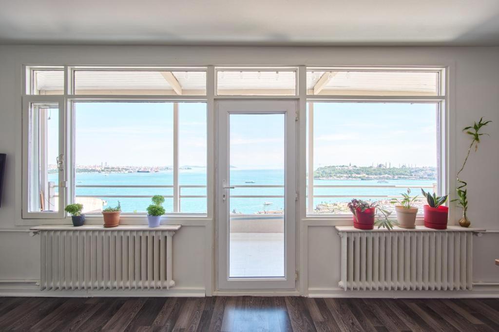 A Million Dollar View In The Heart Of The City Istanbul Exterior foto